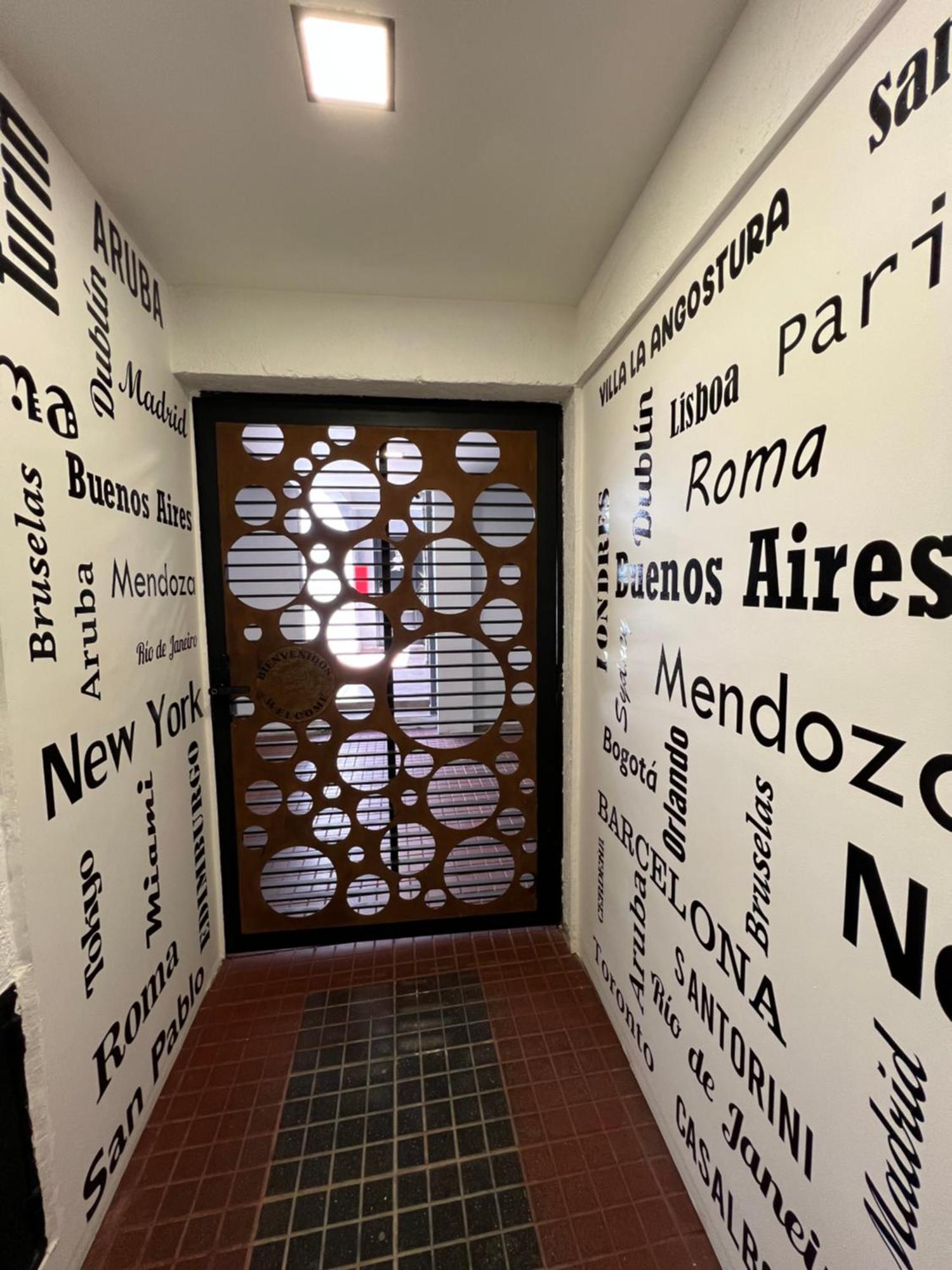 Ayres Home Vip Moderno Solo Adultos Centrico Mendoza Eksteriør billede